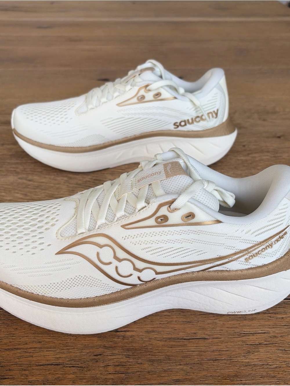 Sizes 7.5 & 10 Women Saucony Ride 18 Running Shoes, Vanilla S11000-104 - Picture 3 of 10